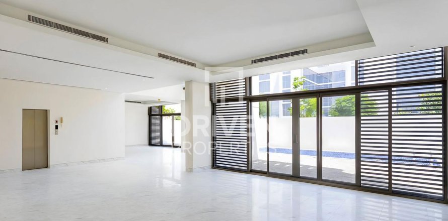 Βίλα σε Mohammed Bin Rashid City, Dubai, ΗΑΕ 5 υπνοδωμάτια, 790 τ.μ. Αρ. 684441