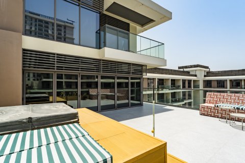 Apartment in Dubai, UAE 3 bedrooms, 318 sq.m. № 734326 - photo 24