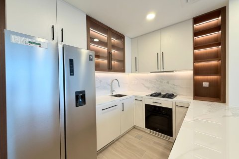 Apartment in Dubai, UAE 2 bedrooms, 90 sq.m. № 734324 - photo 2