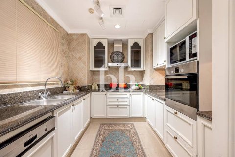 Apartament në Downtown Dubai (Downtown Burj Dubai), Emiratet e Bashkuara Arabe 2 dhoma gjumi, 132 m2. № 642868 - Foto 6