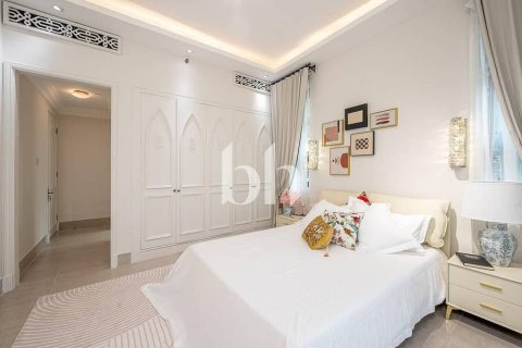 Apartament në Downtown Dubai (Downtown Burj Dubai), Emiratet e Bashkuara Arabe 2 dhoma gjumi, 132 m2. № 642868 - Foto 12