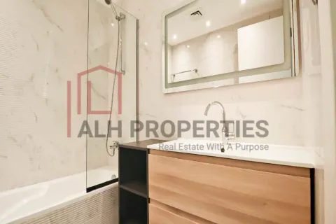 Apartmen di Business Bay, Dubai, UAE 2 bilik tidur, 129 meter persegi № 690409 - foto 10