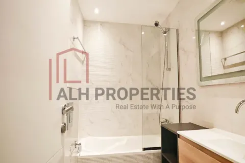 Apartmen di Business Bay, Dubai, UAE 2 bilik tidur, 129 meter persegi № 690409 - foto 21