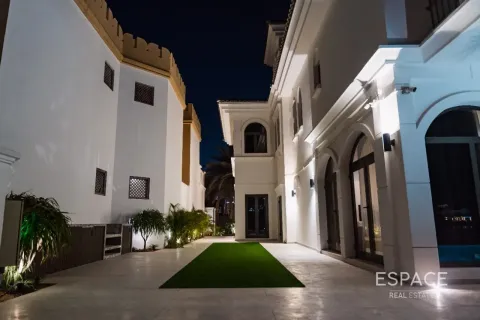 Vilă de vânzare în Palm Jumeirah, Dubai, EAU 5 dormitoare, 530 mp. №738040 - poză 14