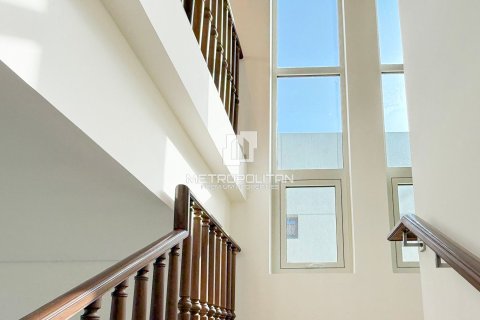 Vila di Mohammed Bin Rashid City, Dubai, UAE 5 bilik tidur, 801 meter persegi № 663758 - foto 10