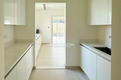 Vila di Mohammed Bin Rashid City, Dubai, UAE 5 bilik tidur, 801 meter persegi № 663758 - foto 7