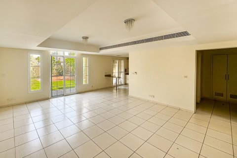 Müüa ridamaja asukohaga The Springs, Dubai, AÜE: 3 magamistoaga, 254.34 m² Nr 748417 - pilt 6