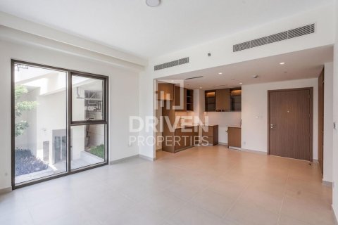 Apartment til leje i Dubai Creek Harbour (The Lagoons), Dubai, UAE 2 soveværelser, 96.8 kvm № 768408 - foto 2