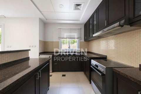 Villa itt: Serena, Dubai, EAE, 3 hálószoba, 259.85 m², azonosító: 745161 - fénykép 15