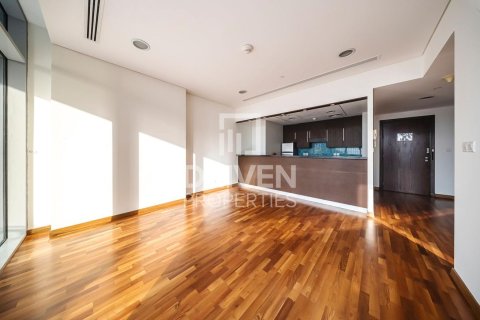 Huoneisto DIFC, Dubai, Arabiemiraatit 1 makuuhuone, 82.96 m2 № 745156 - kuva 4