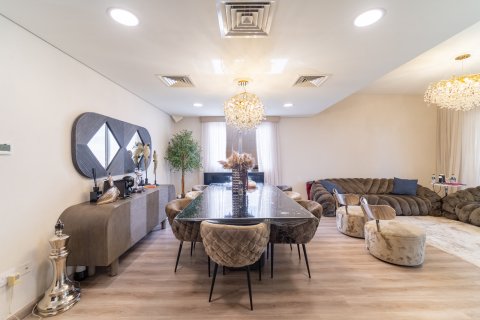 Купить виллу в Дубай, ОАЭ 4 спальни, 304м2, № 696131 - фото 3