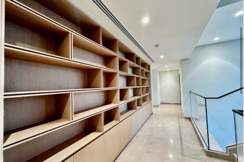 Villa zum Verkauf in Dubai, VAE 5 Schlafzimmer, 649 m2 Nr. 696130 - Foto 8