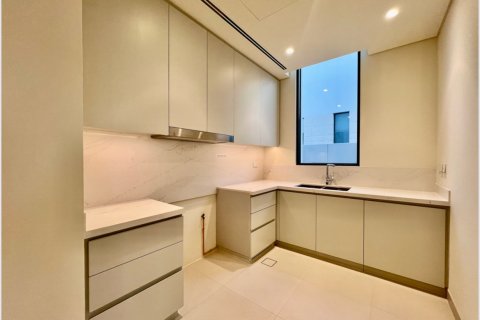 Villa zum Verkauf in Dubai, VAE 5 Schlafzimmer, 649 m2 Nr. 696130 - Foto 6