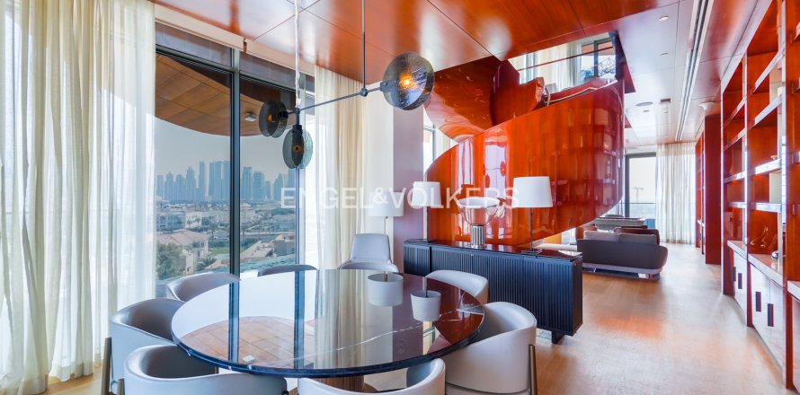 Penthouse in Jumeirah, Dubai, VAE: 6 Schlafzimmer, 1405 m2 Nr. 696128