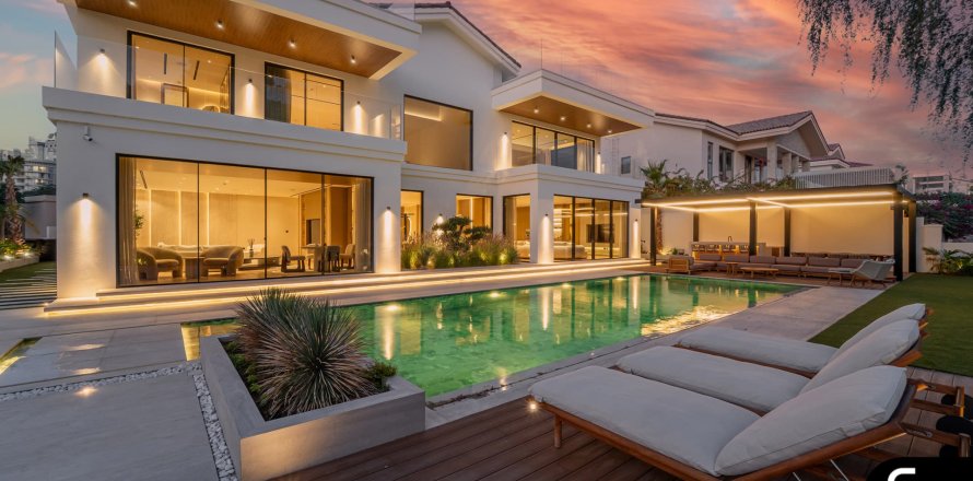 Villa i Jumeirah Golf Estates, Dubai, Emiratene 5 soverom, 1200 kvm nr. 688548