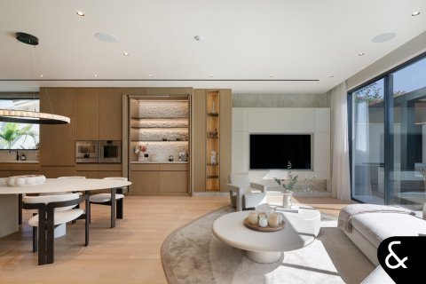 Villa te koop in Jumeirah Golf Estates, Dubai, VAE 5 slaapkamers, 1200 vr.m., nr 688548 - foto 9