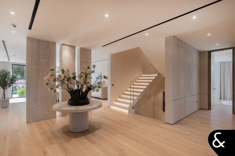 Villa te koop in Jumeirah Golf Estates, Dubai, VAE 5 slaapkamers, 1200 vr.m., nr 688548 - foto 8