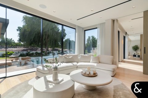 Villa te koop in Jumeirah Golf Estates, Dubai, VAE 5 slaapkamers, 1200 vr.m., nr 688548 - foto 10