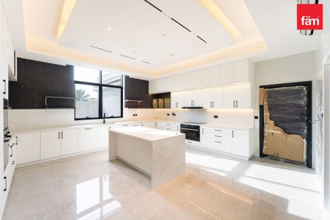 Vilë në Dubai, Emiratet e Bashkuara Arabe 6 dhoma gjumi, 1042.7 m2. № 752166 - Foto 13