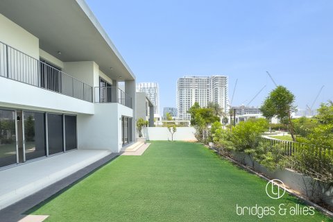 Villa itt: Dubai Hills Estate, EAE, 5 hálószoba, 372 m², azonosító: 752161 - fénykép 3
