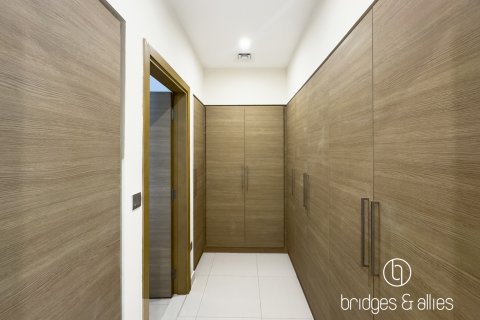 Villa itt: Dubai Hills Estate, EAE, 5 hálószoba, 372 m², azonosító: 752161 - fénykép 21
