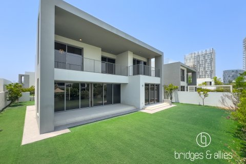 Villa itt: Dubai Hills Estate, EAE, 5 hálószoba, 372 m², azonosító: 752161 - fénykép 2