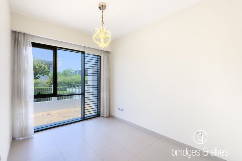 Villa itt: Dubai Hills Estate, EAE, 5 hálószoba, 372 m², azonosító: 752161 - fénykép 12