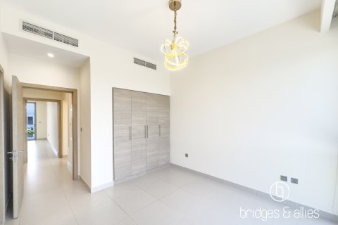 Villa itt: Dubai Hills Estate, EAE, 5 hálószoba, 372 m², azonosító: 752161 - fénykép 24