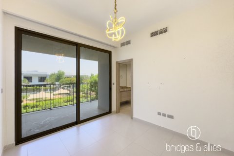 Villa itt: Dubai Hills Estate, EAE, 5 hálószoba, 372 m², azonosító: 752161 - fénykép 16