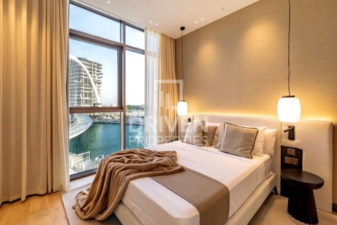 Apartment in Al Wasl, Dubai, UAE 4 bedrooms, 299.05 sq.m. № 762689 - photo 18