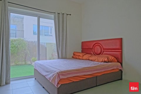 Řadový dům v Dubai, SAE 3 ložnice, 212.7 m² Č.: 678971 - fotografie 4