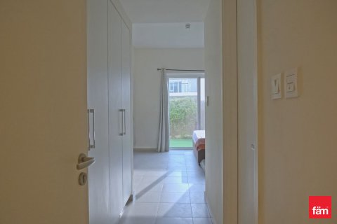 Řadový dům v Dubai, SAE 3 ložnice, 212.7 m² Č.: 678971 - fotografie 10