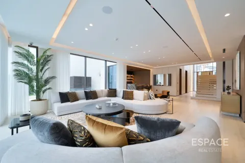 Vila u Palm Jumeirah, Dubai, UAE 5 spavaćih soba, 574 m2 Br. 737853 - fotografija 3