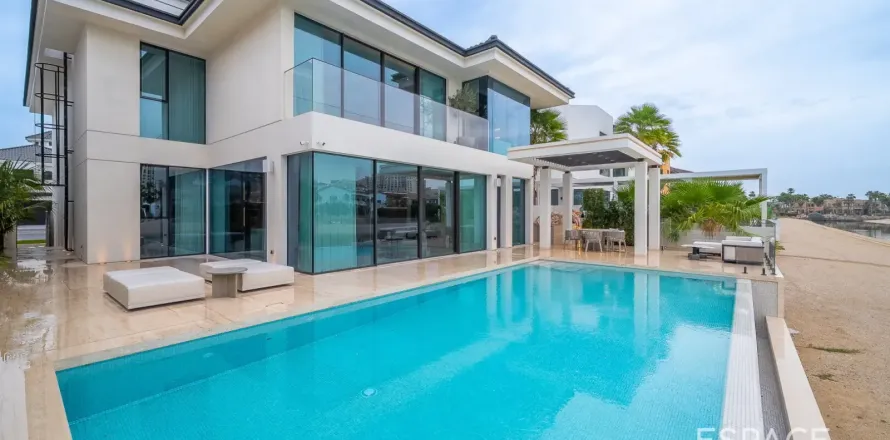 Vila u Palm Jumeirah, Dubai, UAE 574 m2, 5 spavaćih soba Br. 737853