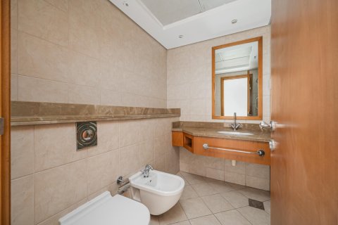 Apartment til leje i Jumeirah Beach Residence, Dubai, UAE 3 soveværelser, 190.28 kvm № 750024 - foto 13
