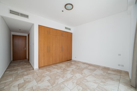 Apartment til leje i Jumeirah Beach Residence, Dubai, UAE 3 soveværelser, 190.28 kvm № 750024 - foto 9