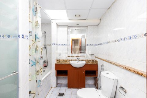 Apartman u Jumeirah Lake Towers, Dubai, UAE 3 spavaćih soba, 142.14 m2 Br. 768033 - fotografija 7