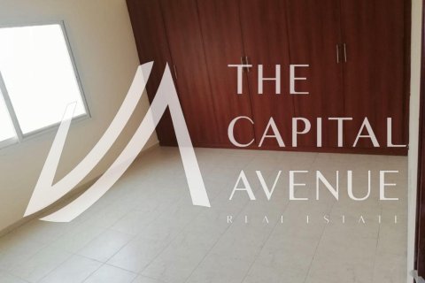 Abu Dhabi, UAE의 판매용 빌라 침실 4개, 249제곱미터 번호 681239 - 사진 11