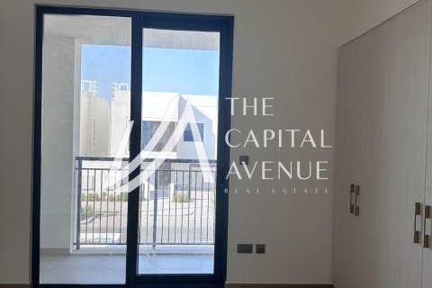 Villa para arrendamento em Yas Island, Abu Dhabi, EAU 4 quartos, 315 m2 № 681235 - foto 12