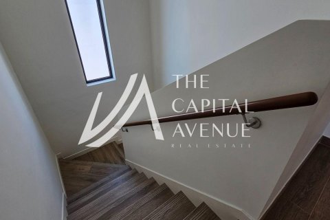 Villa para arrendamento em Yas Island, Abu Dhabi, EAU 4 quartos, 315 m2 № 681235 - foto 5