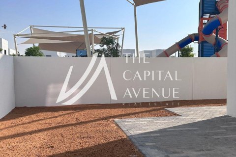 Villa para arrendamento em Yas Island, Abu Dhabi, EAU 4 quartos, 315 m2 № 681235 - foto 4