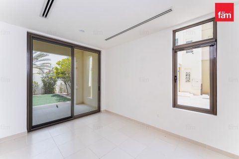 Vila v Reem, Dubai, SAE 4 spálne, 289.4 m2 č. 740851 - Fotografia 4