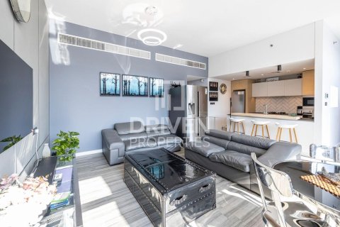 Купить дуплекс в Джумейра Вилладж Серкл, Дубай, ОАЭ 2 спальни, 173м2, № 654750 - фото 1