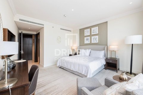 דירה להשכרה ב Downtown Dubai (Downtown Burj Dubai), Dubai, איחוד האמירויות 2 חדרי שינה, 126 מ"ר, מספר 655055 - תמונה 4