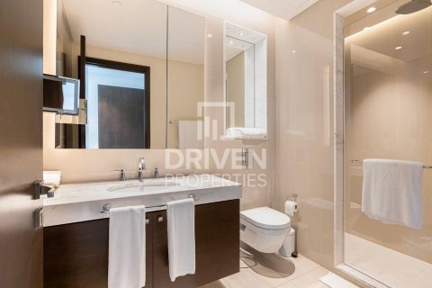 דירה להשכרה ב Downtown Dubai (Downtown Burj Dubai), Dubai, איחוד האמירויות 2 חדרי שינה, 126 מ"ר, מספר 655055 - תמונה 9