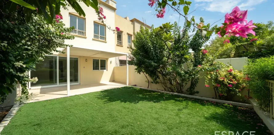 Villa in The Springs, Dubai, UAE 2 bedrooms, 153 sq.m. № 737742