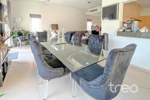 Vila v Dubai, SAE 3 ložnice, 244.15 m² Č.: 739233 - fotografie 6