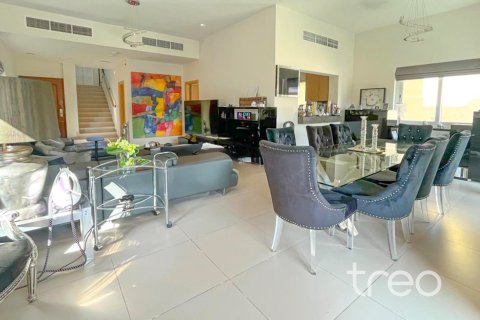 Vila v Dubai, SAE 3 ložnice, 244.15 m² Č.: 739233 - fotografie 8