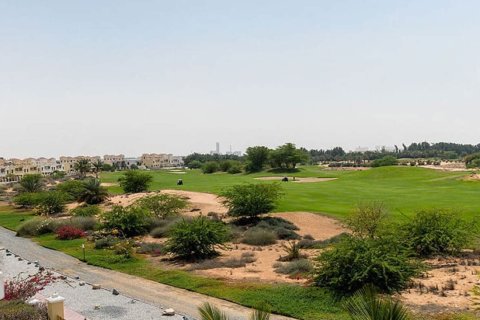 Villetta a schiera in vendita a Ras Al Khaimah, EAU 4 camere da letto, 251 mq. № 734907 - foto 8