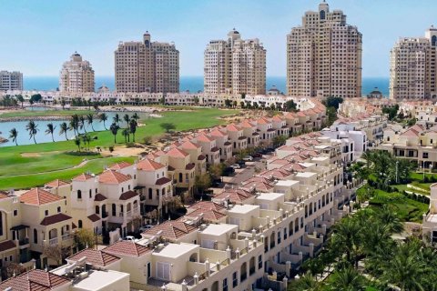 Villetta a schiera in vendita a Ras Al Khaimah, EAU 4 camere da letto, 251 mq. № 734907 - foto 5